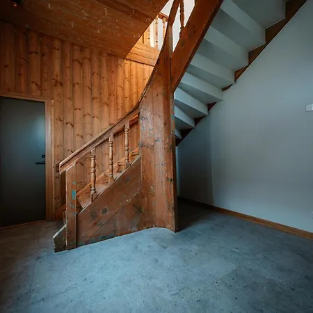 Freinholdi Maja Kuelaliskorter 4 - With Sauna *