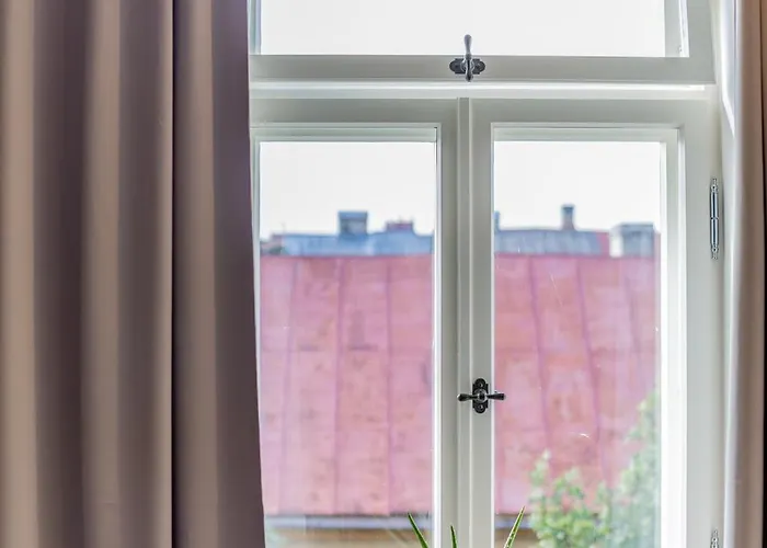 Freinholdi Maja Külaliskorter 4 - With Sauna *