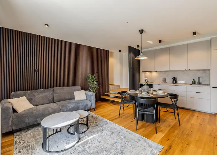 Freinholdi Maja Külaliskorter 4 - With Sauna * Võru